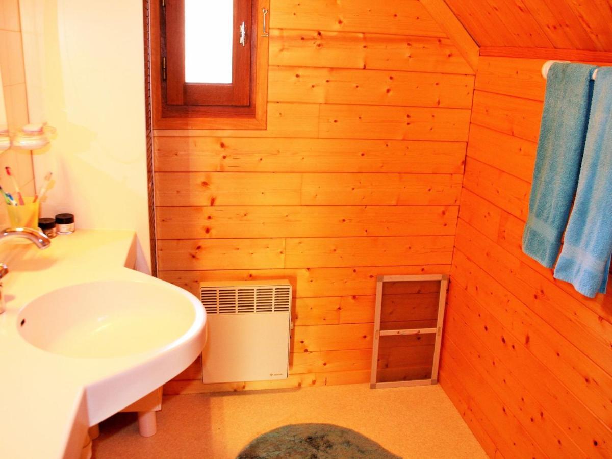 Pretty Chalet In Beaulieu With Private Pool Esterno foto